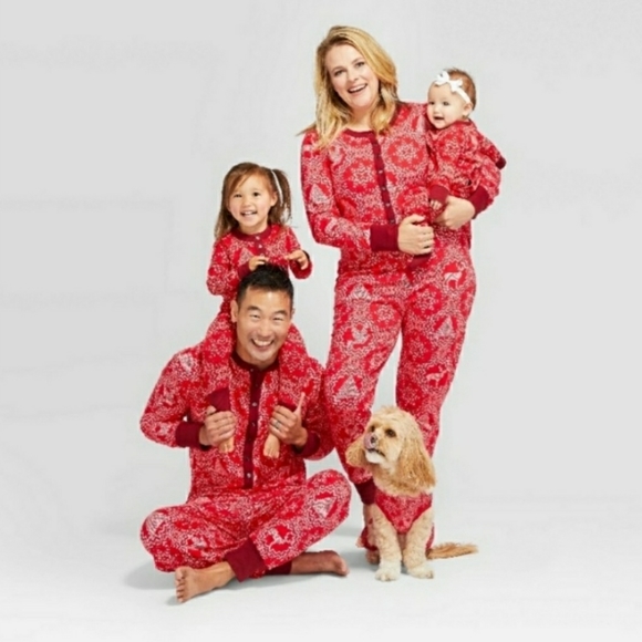 Joanna Gaines Toddler Unisex Holiday Hearth & Home PJs 12 -18 mo - Picture 2 of 8